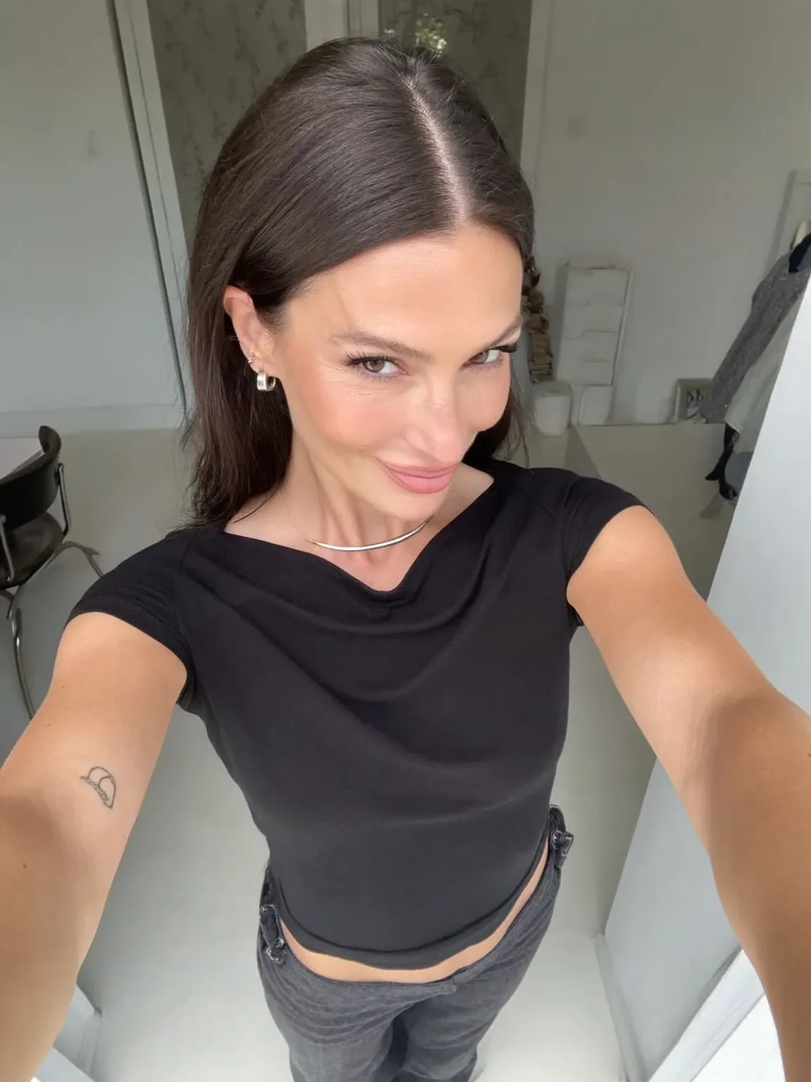 Long Sleek Dark Espresso Brown Center-Part